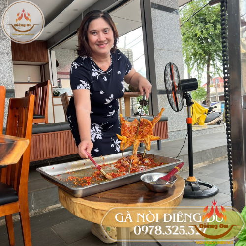 Lẩu gà lá É Điêng Đu