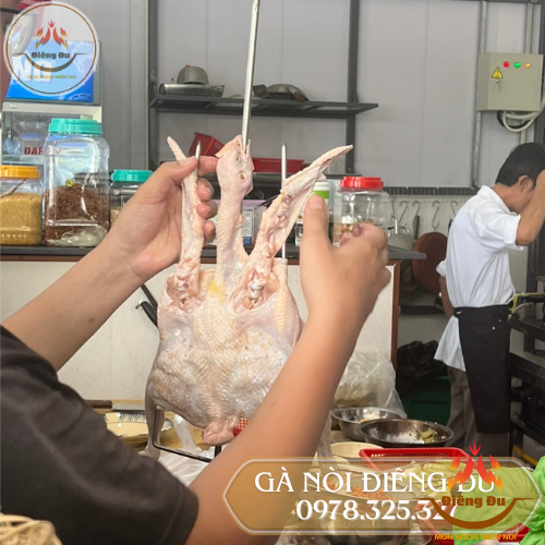 Gà Nướng Muối Ớt Điêng Đu
