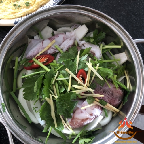 Mực hấp Gừng